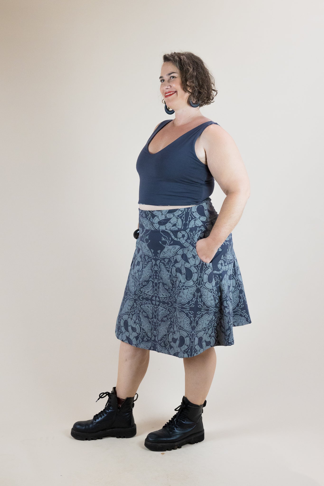 4-Way Reversible Stretch Crop – Nightwalk Print