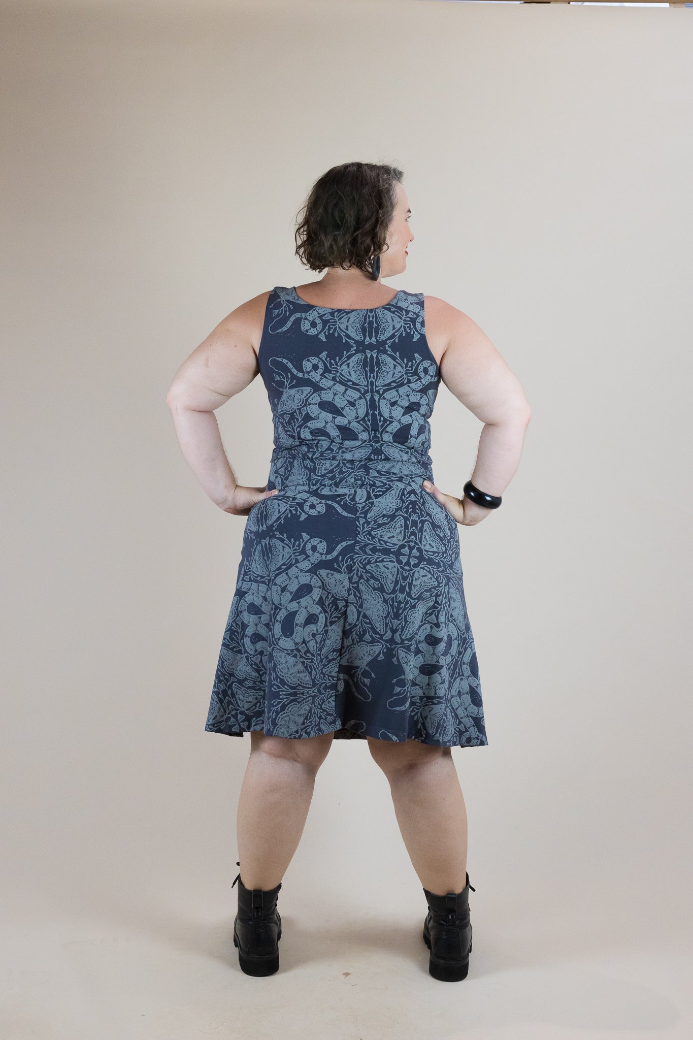 4-Way Reversible Stretch Crop – Nightwalk Print