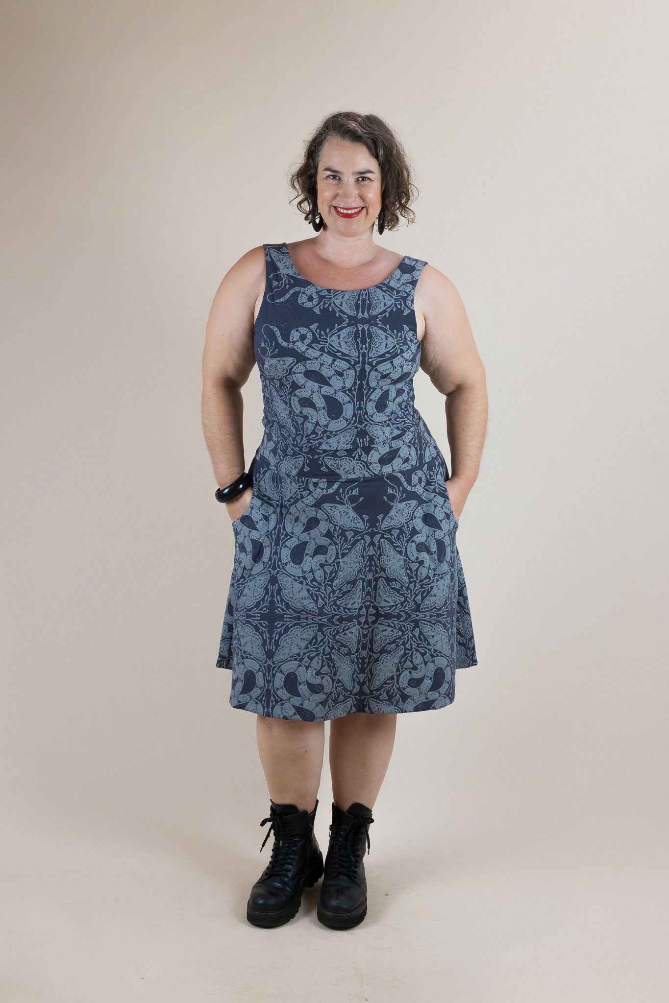 4-Way Reversible Stretch Crop – Nightwalk Print