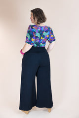 Ash Top - Dark Coral Garden