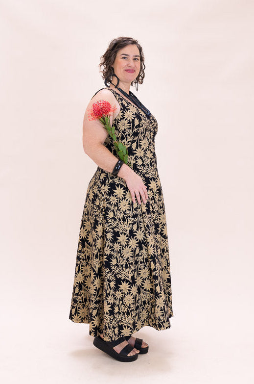 Flow Dress Stretch Cotton - Straw Flannel Flower