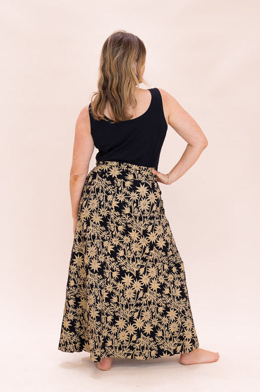 Stretch Maxi Skirt - Straw Flannel Flower
