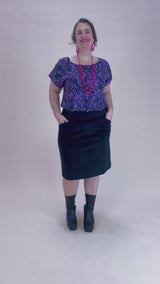 Women’s A-Line Stretch Corduroy Skirt – Black Gahnia