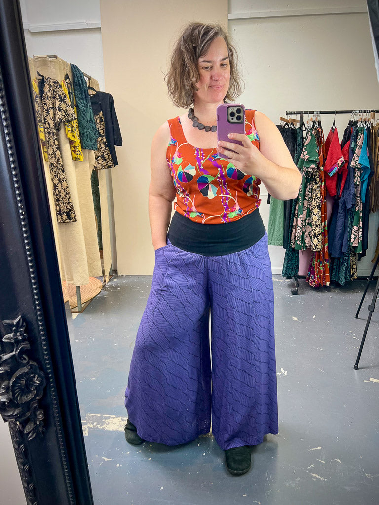 Organic Stretch Tank - Nasturtium Rust