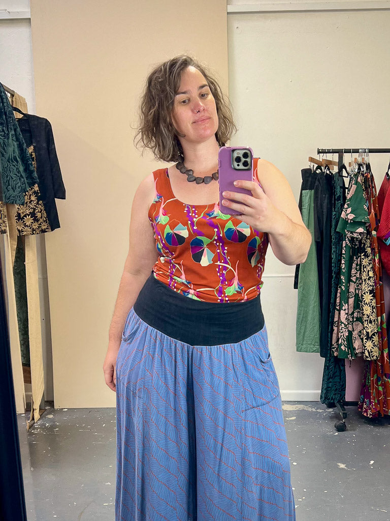 Organic Stretch Tank - Nasturtium Rust