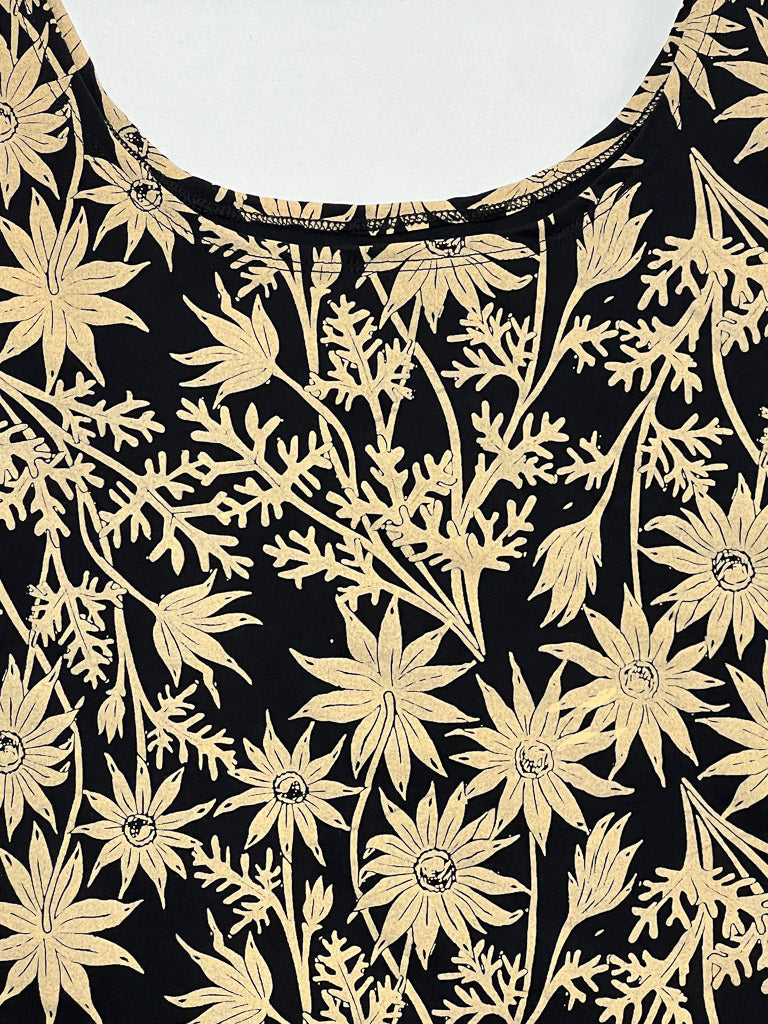 Organic Stretch Tank - Straw Flannel Flower